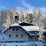 Grosses Apartment Im Kraemerhaus In Annaberg , 4 Schlafzimmer, 2 Badezimmer, 8 Personen, Zentrum Annaberg im Lammertal