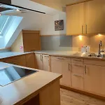 Apartment Grosses Apartment Im Kraemerhaus In Annaberg , 4 Schlafzimmer, 2 Badezimmer, 8 Personen, Zentrum