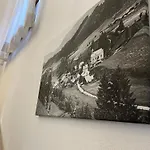 Apartment Grosses Apartment Im Kraemerhaus In Annaberg , 4 Schlafzimmer, 2 Badezimmer, 8 Personen, Zentrum *