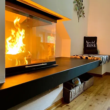 Grosses Apartment Im Kraemerhaus In Annaberg , 4 Schlafzimmer, 2 Badezimmer, 8 Personen, Zentrum