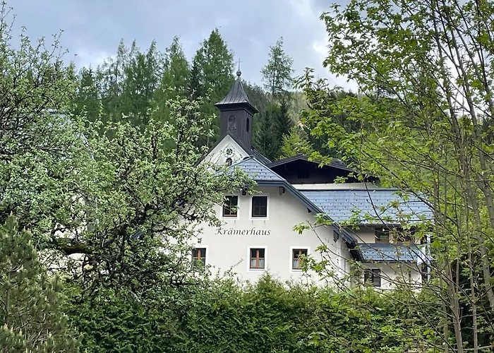 Grosses Apartment In Annaberg , 4 Schlafzimmer, 2 Badezimmer, 8 Personen, Zentrum Apartament